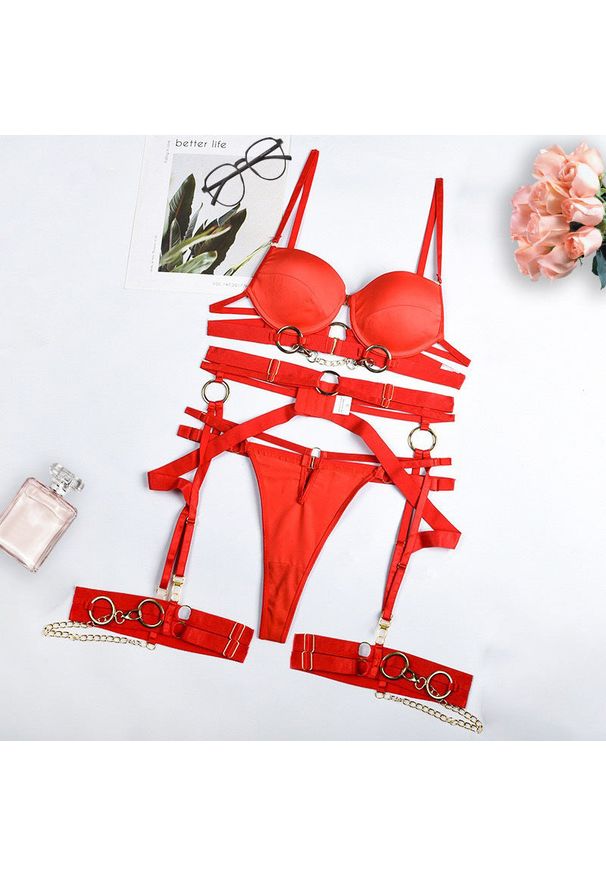 Intica - Komplet bielizny z pasem i łańcuszkiem elegancki design Hajnalka. Kolor: czerwony. Materiał: tkanina