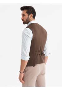 Ombre Clothing - Dopasowana męska kamizelka ze strukturalnej dzianiny z klapami – brązowa V2 - Rozmiar: XXL. Kolor: brązowy. Materiał: dzianina. Styl: klasyczny, elegancki #8