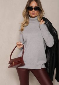 Renee - Szary Pudełkowy Golf z Wiskozą Ozdobiony Guzikami przy Rękawach Tiarose. Okazja: na co dzień. Typ kołnierza: golf. Kolor: szary. Materiał: wiskoza. Wzór: aplikacja. Styl: elegancki, casual #5