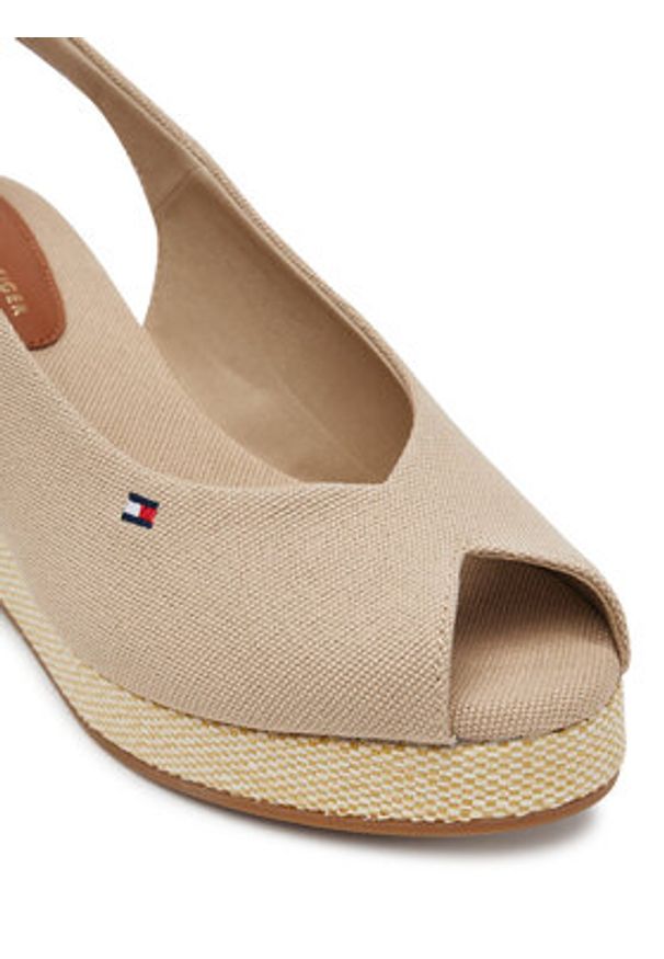 TOMMY HILFIGER - Tommy Hilfiger Sandały Flag Mid Wedge Espad Slingback FW0FW08595 Beżowy. Kolor: beżowy. Materiał: materiał