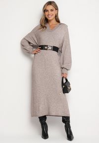 Born2be - Beżowa Pudełkowa Sukienka Sweterkowa z Wiskozą Szerokimi Rękawami i Kołnierzykiem Rinfera. Kolor: beżowy. Materiał: wiskoza. Typ sukienki: proste. Styl: wizytowy, elegancki #6