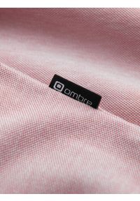 Ombre Clothing - Melanżowa koszulka męska polo z kołnierzykiem w paski – różowa V2. Okazja: na co dzień. Typ kołnierza: polo. Kolor: różowy. Materiał: bawełna. Wzór: melanż, paski. Styl: sportowy, casual #6