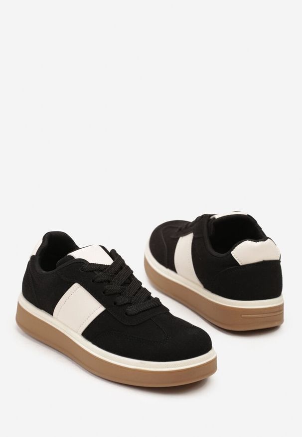 Born2be - Czarne Sneakersy w Stylu Tenisówek Larrive. Okazja: na co dzień. Kolor: czarny. Materiał: jeans, dresówka