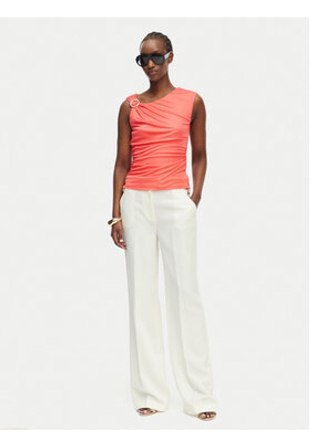 Marciano Guess Top G6GP02 K3068 Koralowy Slim Fit. Kolor: pomarańczowy. Materiał: wiskoza