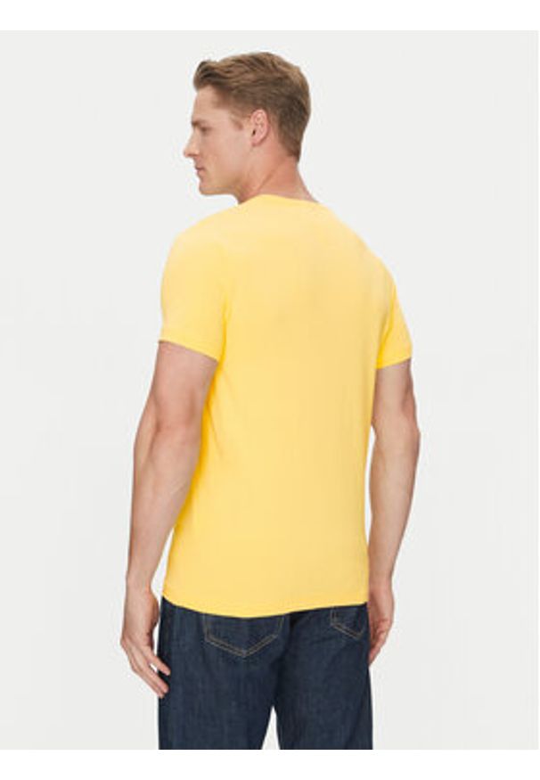 TOMMY HILFIGER - Tommy Hilfiger T-Shirt MW0MW10800 Żółty Slim Fit. Kolor: żółty. Materiał: bawełna