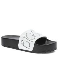 Big-Star - Białe Klapki Big Star Modne Buty Na Lato. Okazja: na plażę. Kolor: biały. Wzór: nadruk. Sezon: lato #1