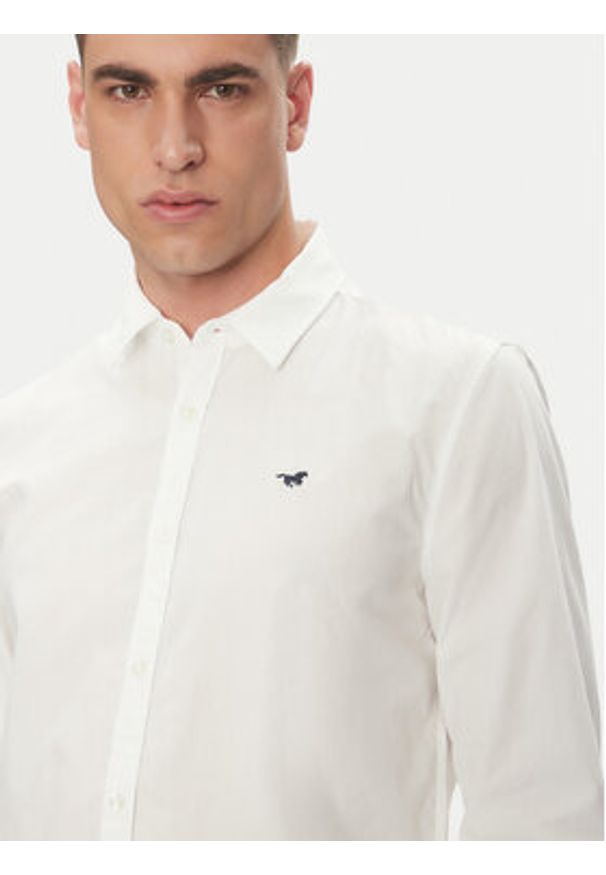 Mustang Koszula Canton 1016238 Biały Slim Fit. Kolor: biały. Materiał: bawełna
