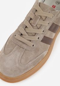 Born2be - Beżowe Skórzane Sneakersy i Ozdobnymi Paskami Zelisei. Okazja: na co dzień. Zapięcie: pasek. Kolor: beżowy. Materiał: skóra #7