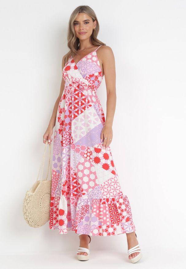 Born2be - Różowa Sukienka Maxi na Ramiączkach w Fantazyjny Nadruk Erlavi. Kolor: różowy. Długość rękawa: na ramiączkach. Wzór: nadruk. Długość: maxi
