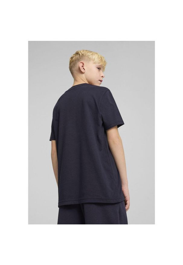 Puma - Młodzieżowa koszulka ESS z logo No. 1 PUMA New Navy Blue. Kolor: niebieski. Materiał: guma. Wzór: nadruk. Sport: joga i pilates