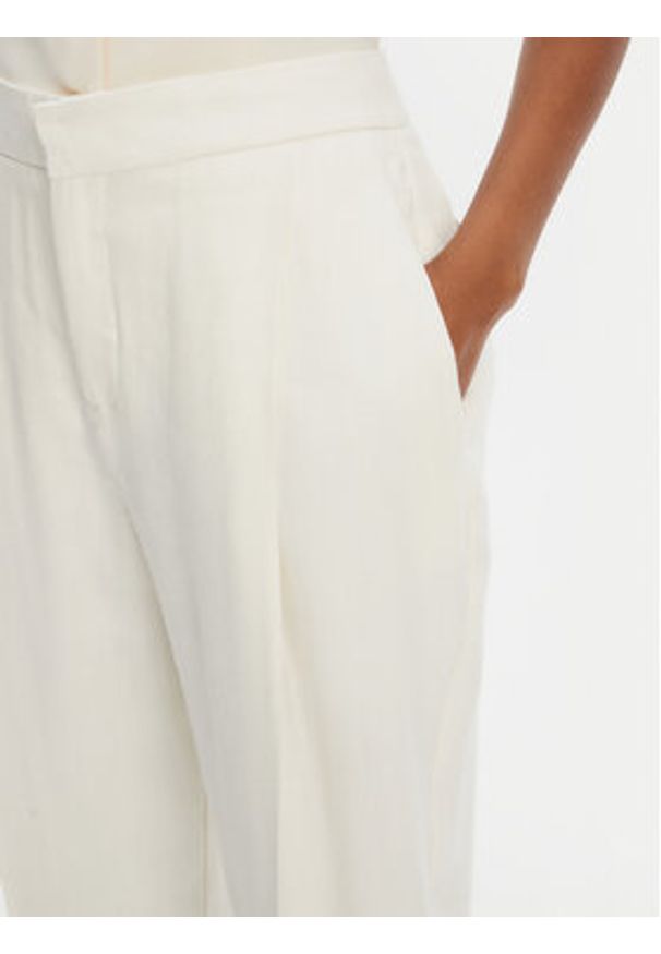 Elisabetta Franchi Spodnie materiałowe PA-094-52E2-V450 Écru Regular Fit. Materiał: wiskoza