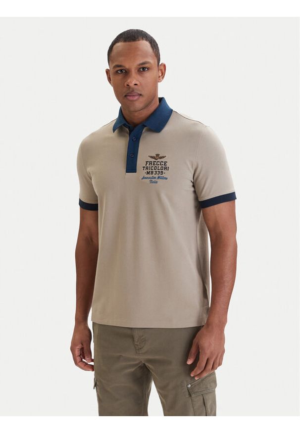 Aeronautica Militare Polo 261PO1908UP00191 Beżowy Slim Fit. Typ kołnierza: polo. Kolor: beżowy. Materiał: bawełna