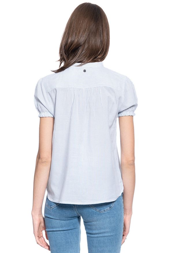Mustang - DAMSKA KOSZULA KRÓTKI RĘKAW MUSTANG ELSA BASIC BLOUSE 1009453 11723. Długość rękawa: krótki rękaw. Długość: krótkie