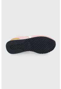 Diadora Buty kolor różowy na platformie. Nosek buta: okrągły. Zapięcie: sznurówki. Kolor: różowy. Materiał: guma. Obcas: na platformie #2