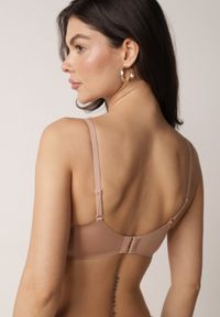 Born2be - Ciemnobeżowy Gładki Biustonosz z Ozdobną Imitacją Sznurowania Azivene. Kolor: beżowy. Wzór: gładki #6