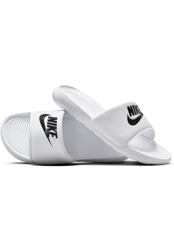 Klapki damskie Nike Victori One Slide. Okazja: na plażę. Kolor: biały, wielokolorowy, beżowy. Materiał: syntetyk, materiał. Styl: sportowy