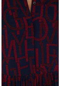 TOMMY HILFIGER - Tommy Hilfiger - Sukienka. Kolor: czerwony. Materiał: tkanina, materiał, wiskoza. Długość rękawa: długi rękaw. Typ sukienki: rozkloszowane #3
