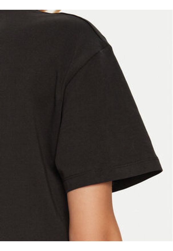 Replay - REPLAY T-Shirt W3089E.000.23608P Czarny Regular Fit. Kolor: czarny. Materiał: bawełna
