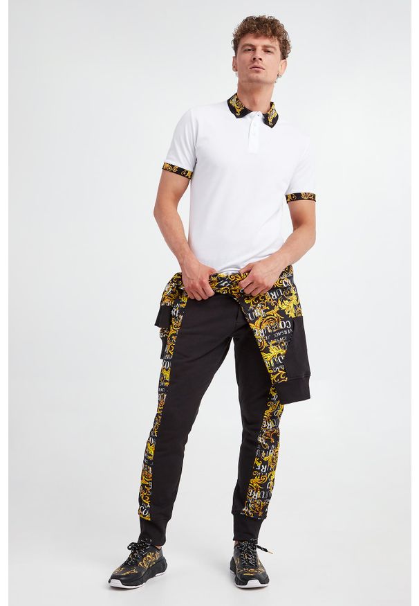 Versace Jeans Couture - Polo męskie VERSACE JEANS COUTURE. Typ kołnierza: polo