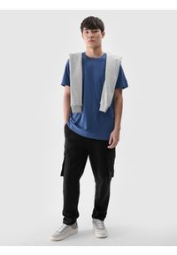 4f - 4F T-shirt regular gładki męski - granatowy XXL. Okazja: na co dzień. Kolor: niebieski. Materiał: bawełna, dzianina, jersey. Długość rękawa: krótki rękaw. Długość: krótkie. Wzór: gładki. Styl: klasyczny, casual, sportowy #2