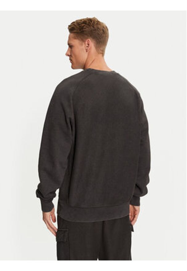 Champion Bluza Reverse Weave 218644 Czarny Regular Fit. Kolor: czarny. Materiał: bawełna