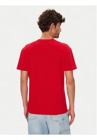 Tommy Jeans T-Shirt Dna Flag DM0DM21941 Czerwony Regular Fit. Kolor: czerwony. Materiał: bawełna