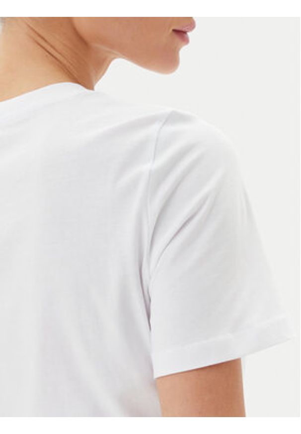 Vero Moda T-Shirt Paulina 10316991 Biały Regular Fit. Kolor: biały. Materiał: bawełna