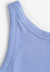 Renee - Niebieski Top na Ramiączkach Basic Prążkowany Zitira. Okazja: na co dzień. Kolor: niebieski. Materiał: prążkowany. Długość rękawa: na ramiączkach. Styl: casual #8