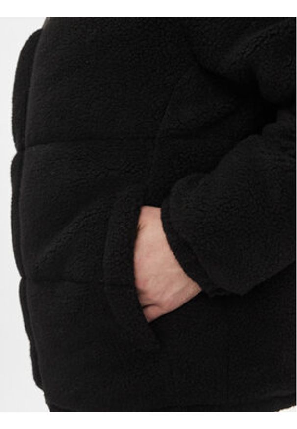 Jack & Jones Kurtka zimowa Cozy 12246685 Czarny Regular Fit. Kolor: czarny. Materiał: syntetyk. Sezon: zima