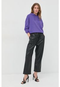 Patrizia Pepe bluza bawełniana damska kolor fioletowy z kapturem z aplikacją. Typ kołnierza: kaptur. Kolor: fioletowy. Materiał: bawełna. Długość rękawa: długi rękaw. Długość: długie. Wzór: aplikacja #5