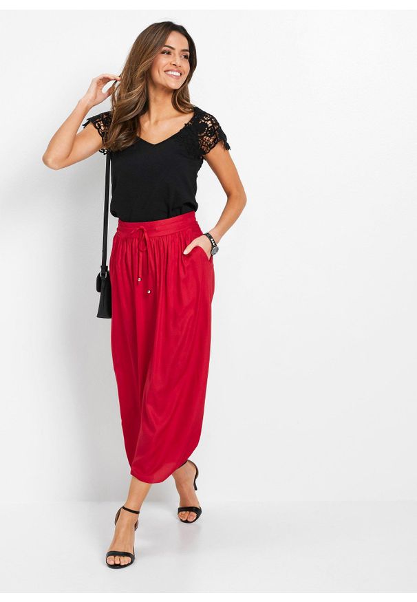 bonprix - Spódnica maxi z wiskozy z wygodnym ściągaczem w talii z wiązanym paskiem. Kolor: czerwony. Materiał: wiskoza. Wzór: nadruk. Styl: elegancki
