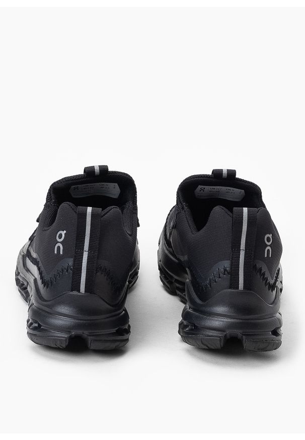 On - Sneakersy damskie czarne ON CLOUDAWAY. Okazja: na co dzień, do pracy, na spacer. Kolor: czarny. Sport: turystyka piesza