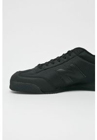 New Balance - Buty. Nosek buta: okrągły. Zapięcie: sznurówki. Kolor: czarny. Materiał: syntetyk, materiał, guma. Szerokość cholewki: normalna #2