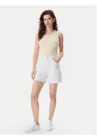 Tommy Jeans Szorty jeansowe DW0DW20093 Écru Mom Fit. Materiał: bawełna