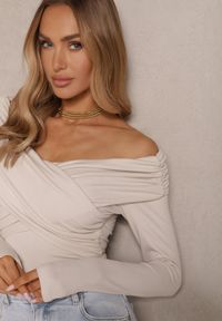 Renee - Jasnobeżowa Bluzka z Wiskozą z Hiszpańskim Dekoltem Amodara. Kolor: beżowy. Materiał: wiskoza #3