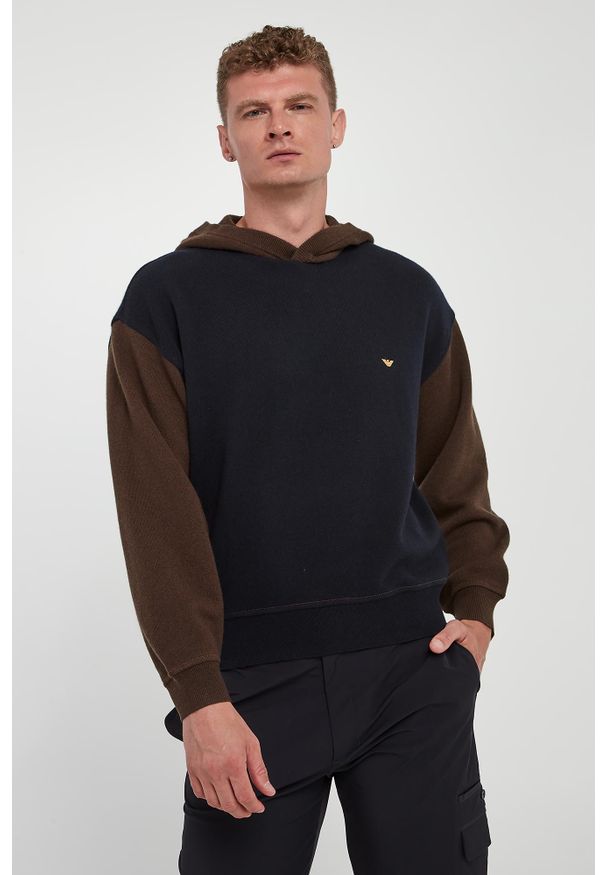 Emporio Armani - Sweter męski z wełny EMPORIO ARMANI. Materiał: wełna
