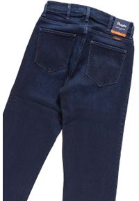 Wrangler - WRANGLER HIGH SLIM TRUE DARK W27GBV78Z. Stan: podwyższony. Wzór: jednolity #3