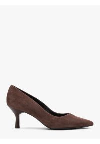 Ryłko - Brązowe skórzane czółenka na szpilce. Okazja: na co dzień. Kolor: brązowy. Materiał: welur, skóra. Obcas: na szpilce. Styl: street, casual, elegancki. Wysokość obcasa: średni