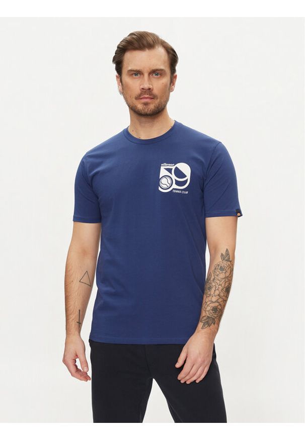 Ellesse T-Shirt Sport Club SHV20273 Granatowy Regular Fit. Kolor: niebieski. Materiał: bawełna. Styl: sportowy