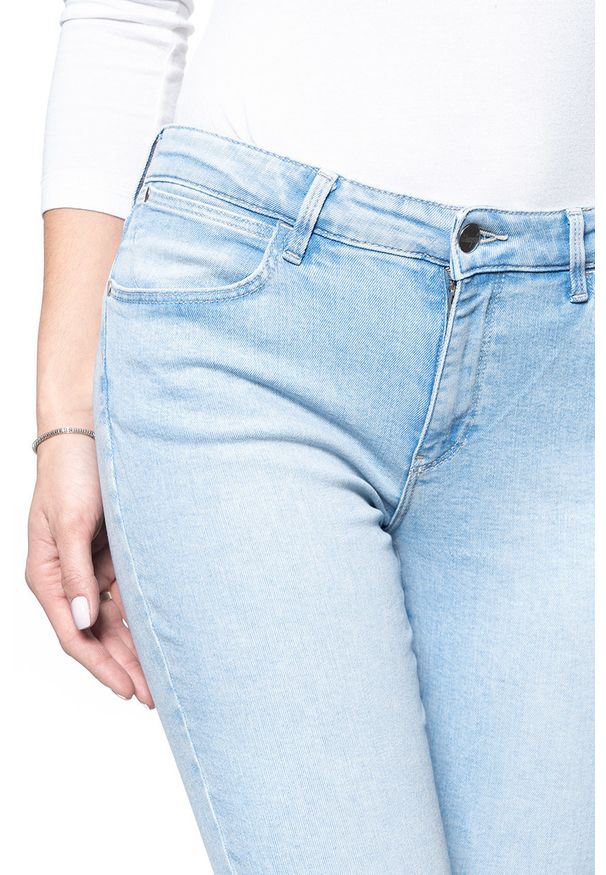 Wrangler - SPODNIE DAMSKIE WRANGLER SKINNY SOFT BREEZE W28MJG21S 112128462