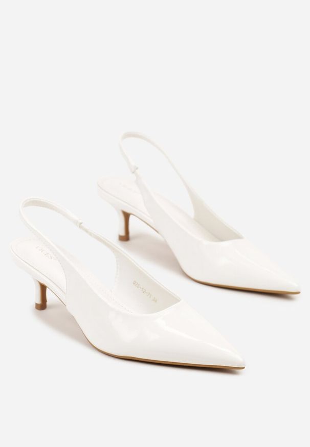 Renee - Białe Czółenka Slingback Vices z Lakierowanym Połyskiem na Kaczuszce Sonwena. Okazja: na co dzień. Nosek buta: szpiczasty. Zapięcie: pasek. Kolor: biały. Materiał: lakier. Obcas: na szpilce. Styl: klasyczny, elegancki, casual. Wysokość obcasa: średni