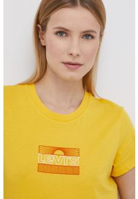 Levi's® - Levi's t-shirt bawełniany kolor żółty. Okazja: na spotkanie biznesowe, na co dzień. Kolor: żółty. Materiał: bawełna. Wzór: nadruk. Styl: biznesowy, casual #5
