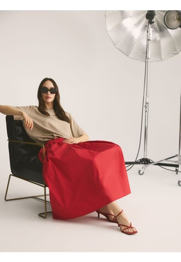 Reserved - Bluzka z wiskozy - beżowy. Kolor: beżowy. Materiał: wiskoza