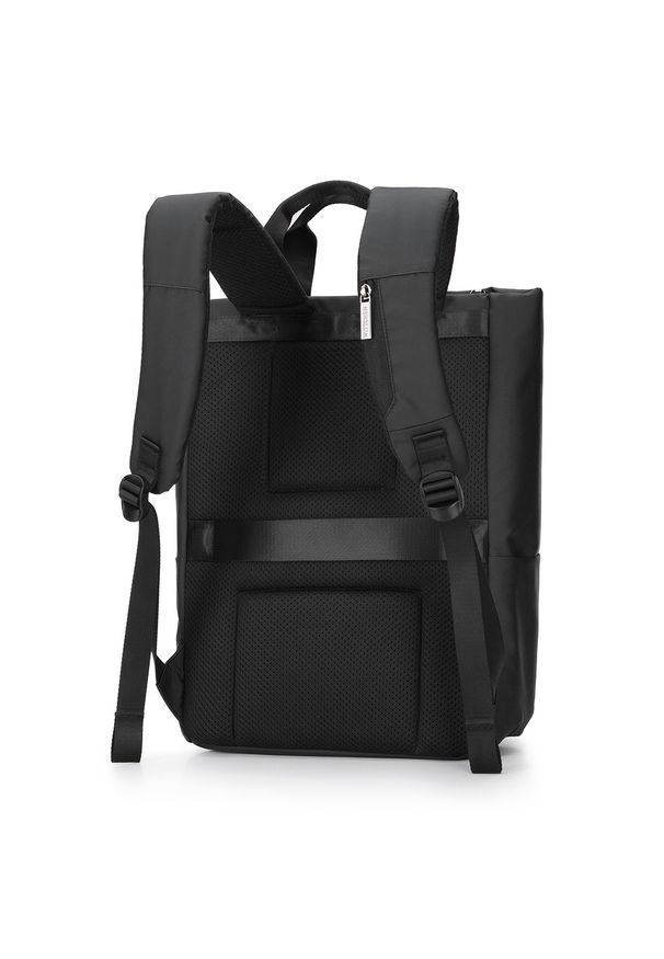 Wittchen - Męski plecak na laptopa 15,6” nowoczesny. Kolor: czarny. Materiał: poliester. Styl: klasyczny
