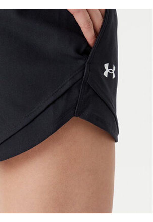 Under Armour Szorty sportowe Ua Play Up 3.0 1344552 Czarny Loose Fit. Kolor: czarny. Materiał: syntetyk