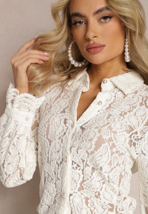 Renee - Biała Koszula Koronkowa na Guziki Acameda. Kolor: biały. Materiał: koronka