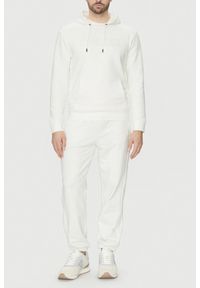 Guess - GUESS Biała bluza męska Aldwin, Rozmiar L. Okazja: na co dzień. Kolor: biały. Materiał: poliester, bawełna, materiał. Długość rękawa: długi rękaw. Długość: długie. Styl: casual, klasyczny #2