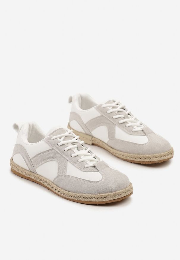 Born2be - Biało-Szare Sneakersy w Stylu Klasycznych Tenisówek z Plecioną Podeszwą Fevanelle. Okazja: na co dzień. Kolor: biały. Materiał: jeans