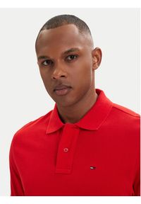 Tommy Jeans Polo DM0DM22711 Czerwony Regular Fit. Typ kołnierza: polo. Kolor: czerwony. Materiał: bawełna #2