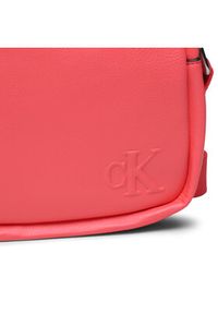 Calvin Klein Jeans Torebka Ultralight Dblzip Camera Bag21 Pu K60K610326 Różowy. Kolor: różowy. Materiał: skórzane